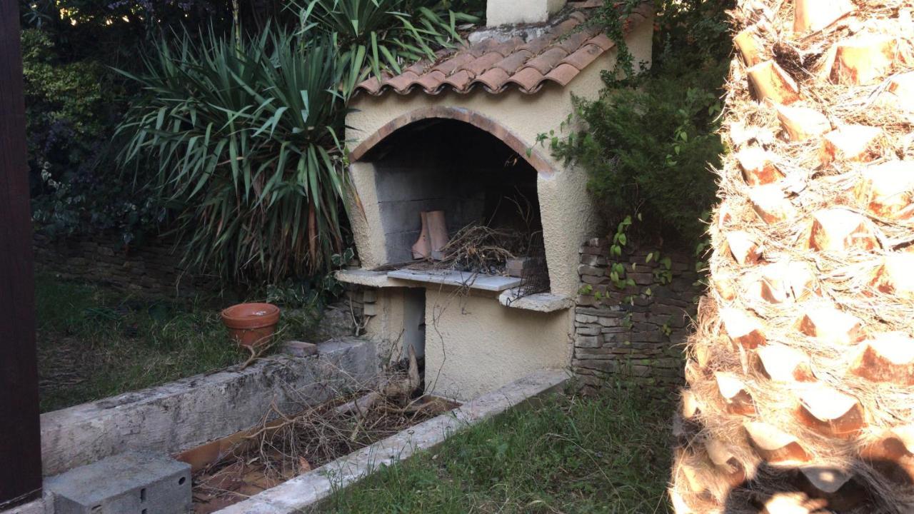 Bora Villa Beziers Exterior photo