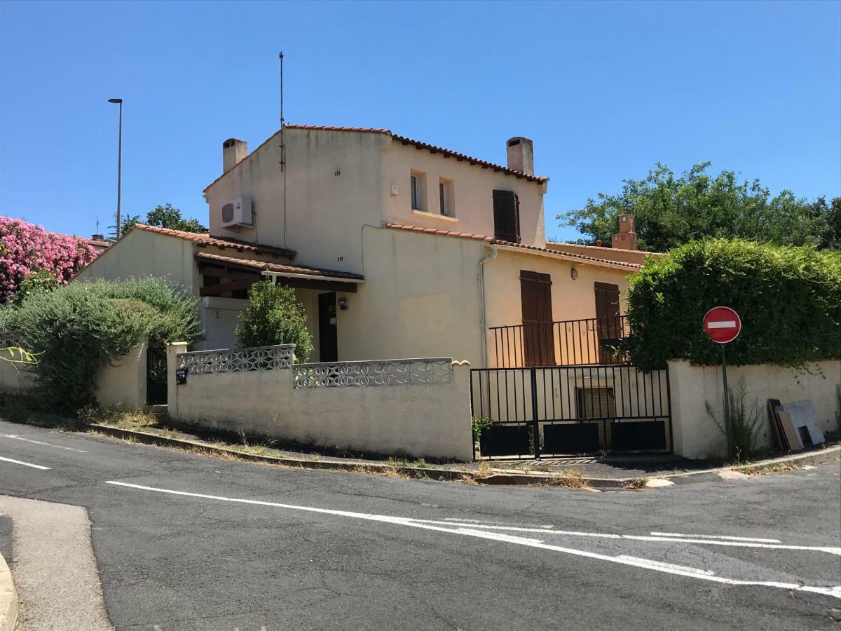 Bora Villa Beziers Exterior photo